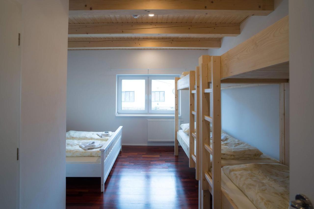 Apartmany Habanska, Cely Dum Pouzdrany Exteriör bild