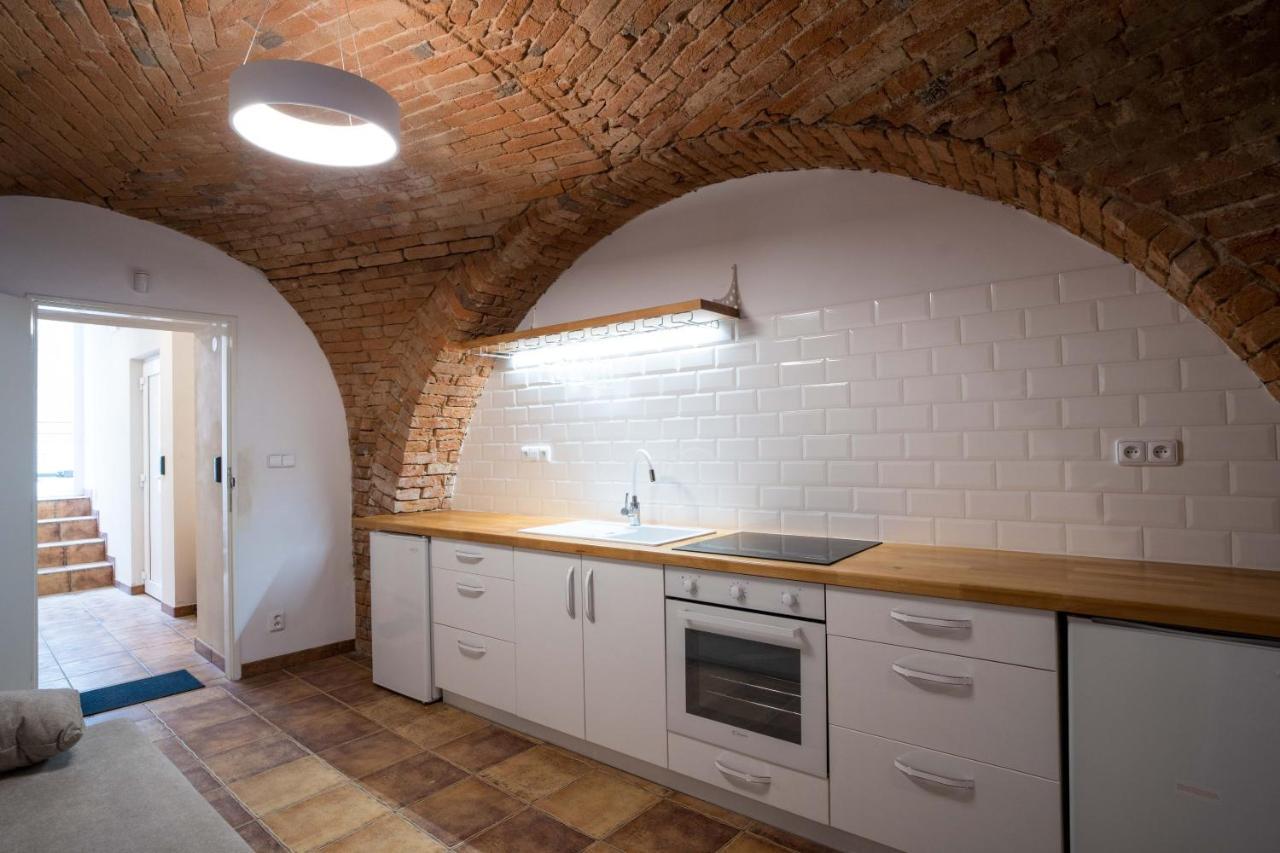 Apartmany Habanska, Cely Dum Pouzdrany Exteriör bild