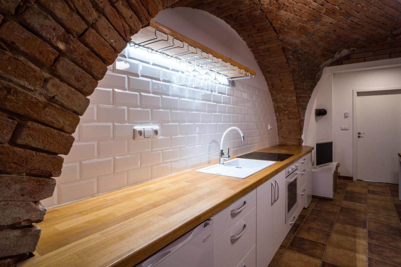Apartmany Habanska, Cely Dum Pouzdrany Exteriör bild