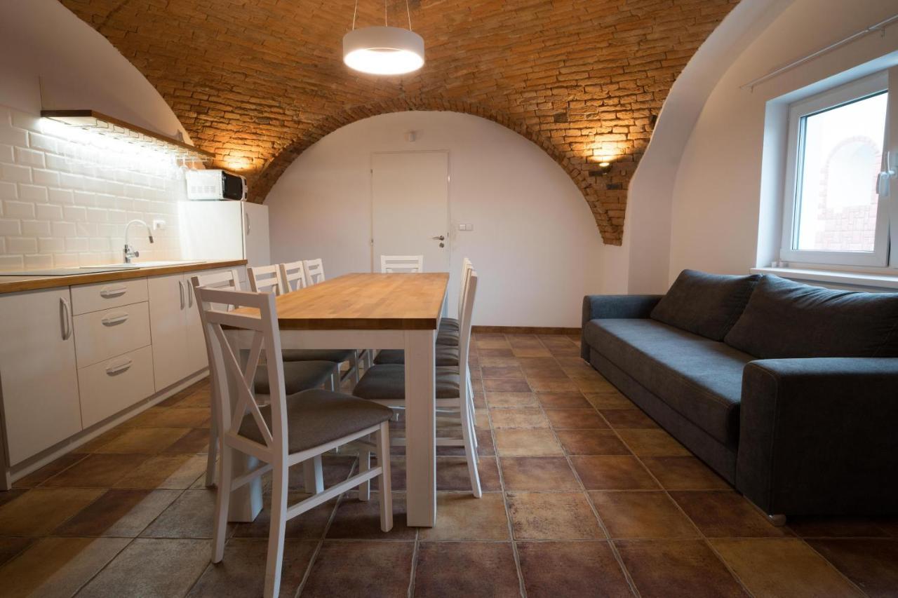 Apartmany Habanska, Cely Dum Pouzdrany Exteriör bild