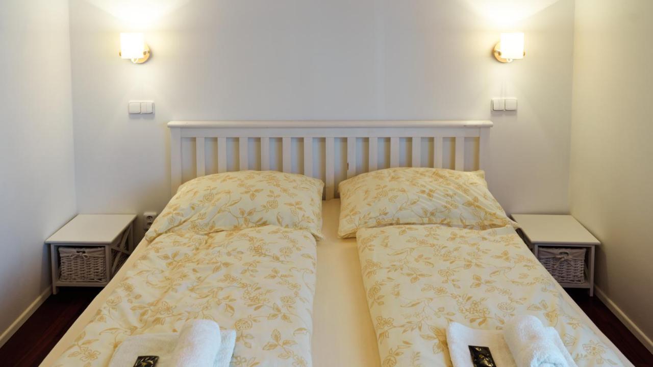 Apartmany Habanska, Cely Dum Pouzdrany Exteriör bild