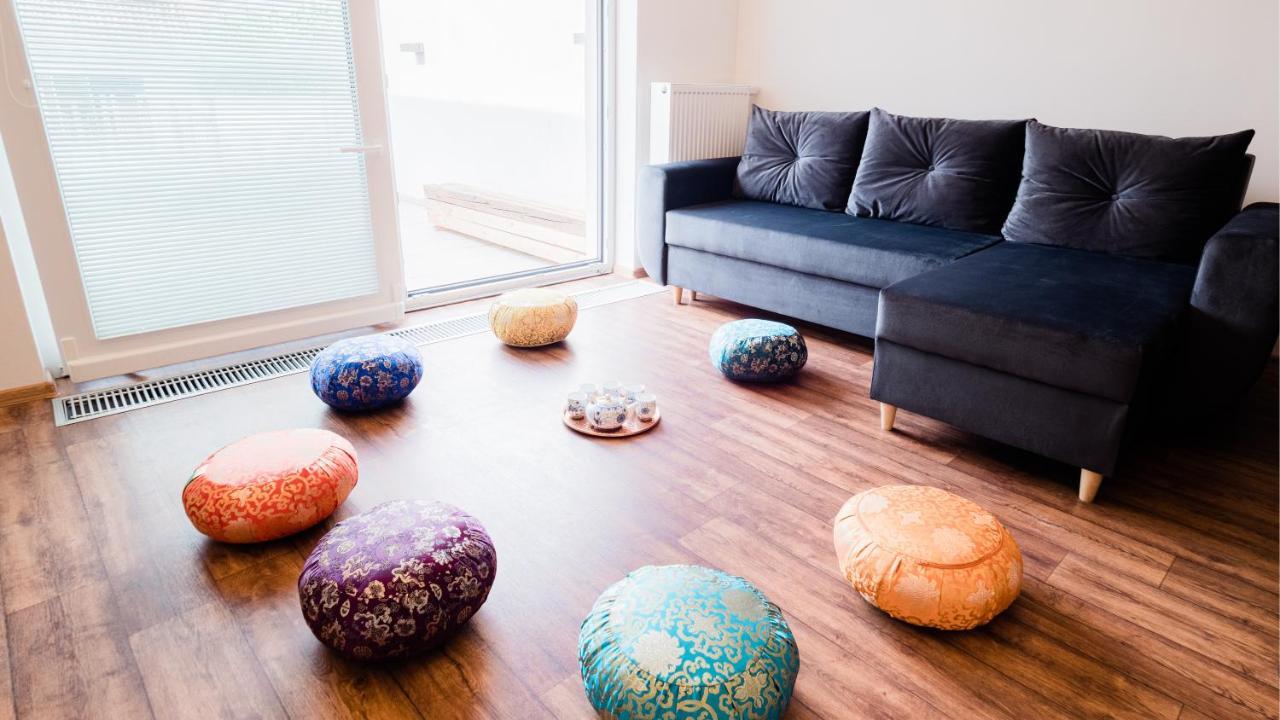 Apartmany Habanska, Cely Dum Pouzdrany Exteriör bild